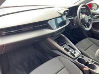 Usado Audi A3 Advanced 110 HP (80 kW) 2021 Vermelho Sedan