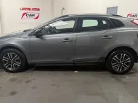 Usado Volvo V40 Plus 120 CV (88 kW) 2017 Gris Utilitario