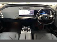 Usado BMW iX Sport Line 239 kW (326 HP) 2023 Branco SUV