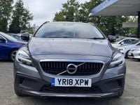 Usado Volvo V40 Pro 150 CV (110 kW) 2018 Gris Utilitario