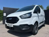 Used Ford Transit Custom 105 HP (77 kW) 2018 White Van