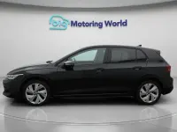 Usado VW Golf VIII Comfortline 150 CV (110 kW) 2024 Negro Utilitario