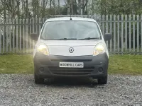 Usado Renault Kangoo 2011 Branco Monovolume