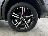 Used Volvo XC40 R-Design 190 HP (139 kW) 2022 Black SUV