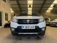 Used Dacia Sandero Lauréate 90 HP (66 kW) 2013 White Hatchback