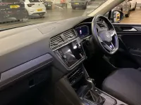 Used VW Tiguan Allspace Life 150 HP (110 kW) 2023 Pyrite silver metallic SUV