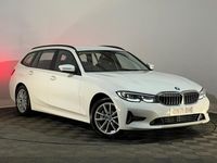 Begagnad BMW 330e Impressive 2021 Vit Kombi