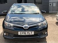 Used Toyota Auris Hybrid Business Edition 136 HP (100 kW) 2016 Hatchback