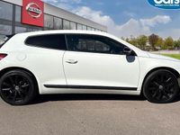Begagnad VW Scirocco Black Edition 150 HK (110 kW) 2016 Vit Sportkupé