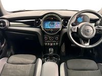 Usado Mini Cooper Hatch 134 HP (98 kW) 2023 Azul Citadino