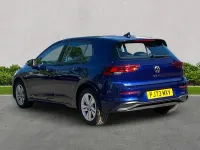 Used VW Golf VIII Life 110 HP (80 kW) 2023 Blue Hatchback