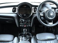 Used Mini Cooper Exclusive 134 HP (98 kW) 2023 Black Hatchback