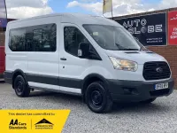 Usado Ford Transit 125 CV (91 kW) 2015 Blanco Berlina