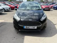 Usado Ford Fiesta Titanium 100 CV (73 kW) 2017 Negro Utilitario
