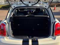 Used Mini Cooper Hatch 136 HP (100 kW) 2017 Hatchback