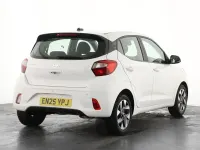 Used Hyundai i10 Advanced 2025 White Hatchback