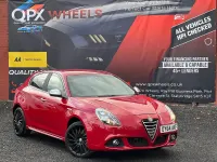 Used Alfa Romeo Giulietta 170 HP (125 kW) 2014 Red Hatchback
