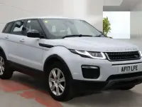 Used Land Rover Range Rover evoque SE 2017 White Estate