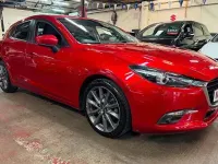 Used Mazda 3 Inclusive 120 HP (88 kW) 2017 Red Hatchback