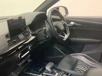 Used Audi Q5 Comfort 261 HP (191 kW) 2023 Blue SUV