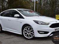 Used Ford Focus ST-Line 140 HP (102 kW) 2017 White Hatchback