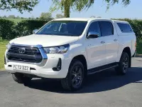 Używany Toyota HiLux 150 KM (110 kW) 2022 Biały Pickup