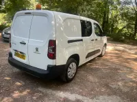 Used Peugeot Partner 2021 White MPV