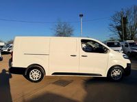 Used Vauxhall Vivaro Sportive 150 HP (110 kW) 2020 White MPV