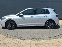Used VW Golf VIII Life 110 HP (80 kW) 2022 Silver Hatchback