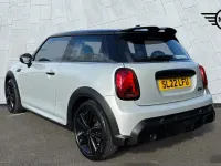 Używany Mini Cooper Hatch 134 KM (98 kW) 2022 Srebrny Hatchback