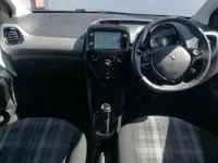 Używany Peugeot 108 Allure 72 KM (52 kW) 2019 Biały Hatchback