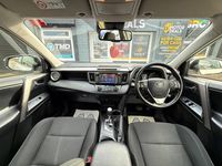 Used Toyota RAV4 Business Edition 197 HP (144 kW) 2017 White Estate