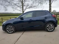 Usado Mazda 2 Inclusive 2016 Azul Citadino