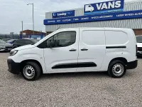 Used Vauxhall Combo 100 HP (73 kW) 2024 White MPV