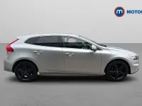 Used Volvo V40 R-Design 122 HP (89 kW) 2019 Silver Hatchback