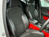 Used Volvo XC40 R-Design 190 HP (139 kW) 2019 White SUV