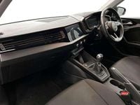 Used Audi A1 Design 94 HP (69 kW) 2019 Blue Hatchback