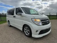 Used Nissan Elgrand 2009 White MPV