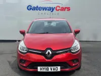 Used Renault Clio Signature 90 HP (66 kW) 2018 Red Hatchback