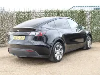 Used Tesla Model Y Long Range AWD 378 kW (514 HP) 2022 Black SUV