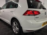 Second-hand VW Golf VII Edition 150 CP (110 kW) 2016 Alb Hatchback