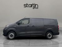 Used Vauxhall Vivaro S 143 HP (105 kW) 2025 Grey MPV