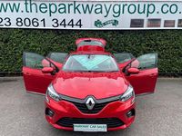 Used Renault Clio V Play 2021 Red Hatchback
