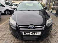 Used Ford Focus Zetec 125 HP (91 kW) 2011 Black Hatchback