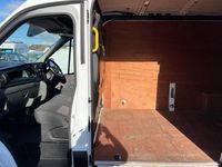 Used Ford Transit S 105 HP (77 kW) 2022 White Van