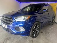 Usado Ford Kuga ST-Line 150 HP (110 kW) 2017 Azul SUV