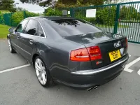 Usado Audi S8 Business 450 CV (330 kW) 2010 Gris Berlina