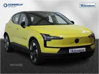 Usado Volvo EX30 Performance 314 kW (428 CV) 2024 Amarillo SUV