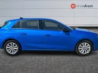 Used Vauxhall Astra Design Edition 130 HP (95 kW) 2023 Blue Hatchback