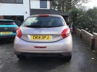 Used Peugeot 208 Active 2014 Pink Hatchback